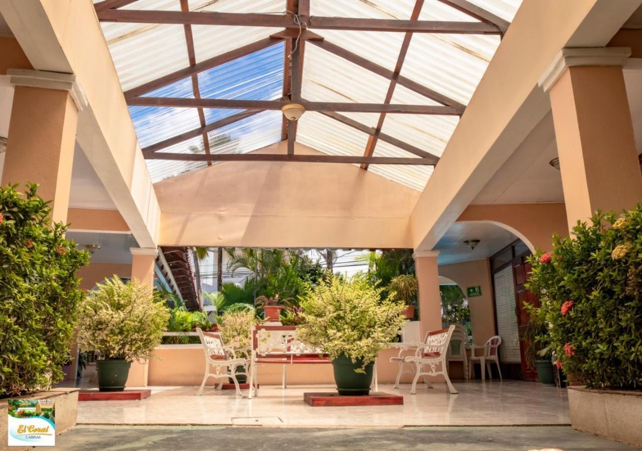 Hotel Y Cabinas El Coral Хако Экстерьер фото